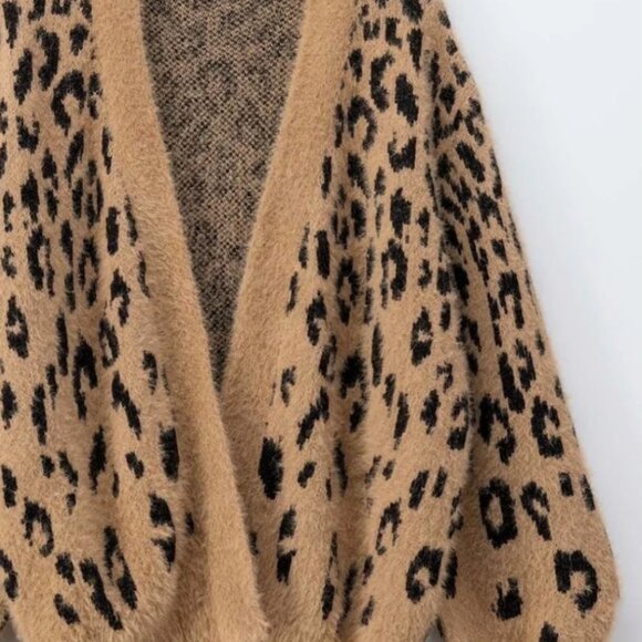 Leopard Fur Cardigan - Picture 9 of 9